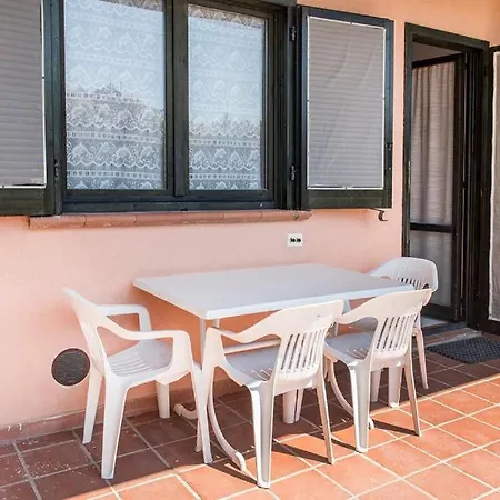 Delizioso Trilocale Con Giardino, - M323